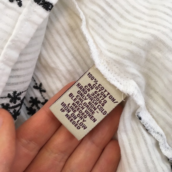 ☀️SOLD☀️Free People White Embroider Crop Tank Top - Picture 4 of 6